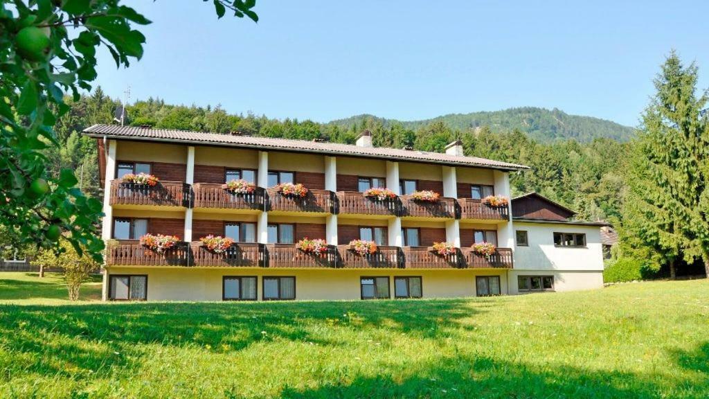 Dorfgasthof Hotel Staberhof Kellerberg Εξωτερικό φωτογραφία